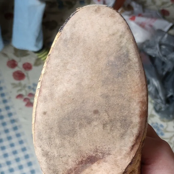 Tory Burch Cream and Brown Flats with Tassel Detail - Picture 8 of 16